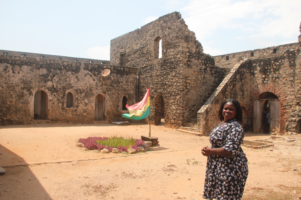 Freundliche Tour durch Fort Amsterdam, Ghana (c) Remo Kurka
